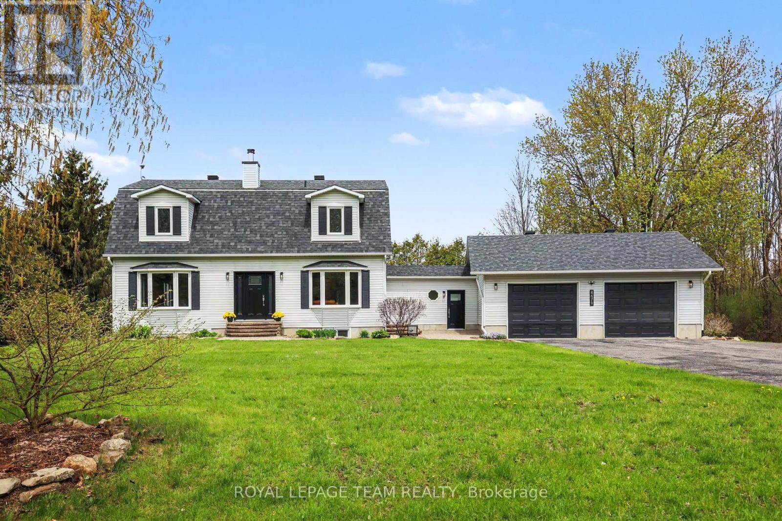 8471 MARIONVILLE ROAD, Ottawa, Ontario