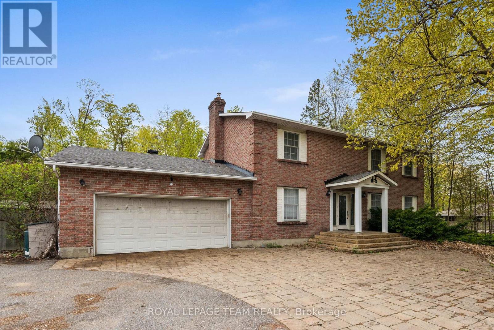 3162 WOODROFFE AVENUE, Ottawa, Ontario