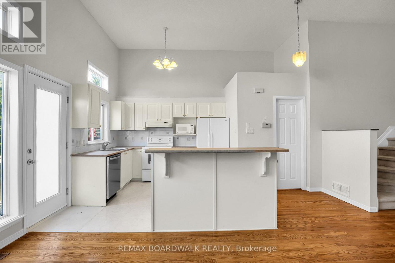 5 Maple Park Private, Ottawa, Ontario  K1T 4A6 - Photo 13 - X13144312