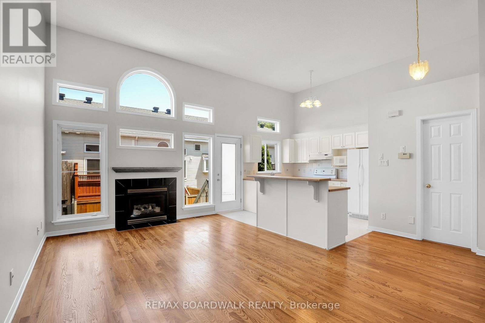 5 Maple Park Private, Ottawa, Ontario  K1T 4A6 - Photo 8 - X13144312