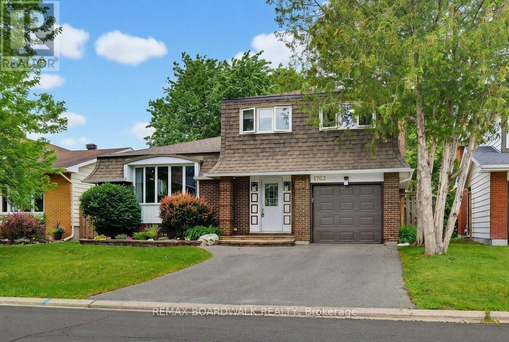 1703 FIELDSTONE CRESCENT, Ottawa, Ontario