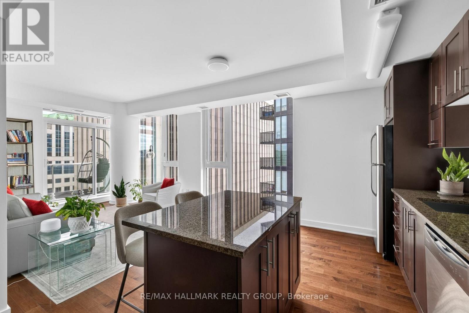 2304 - 179 Metcalfe Street, Ottawa, Ontario  K1A 0W1 - Photo 4 - X13144706