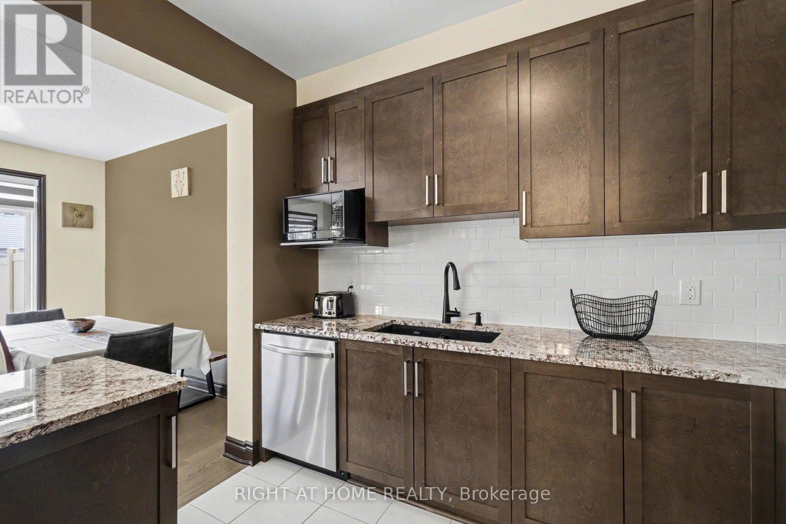 608 Fenwick Way, Ottawa, Ontario  K2J 7E5 - Photo 10 - X13144930