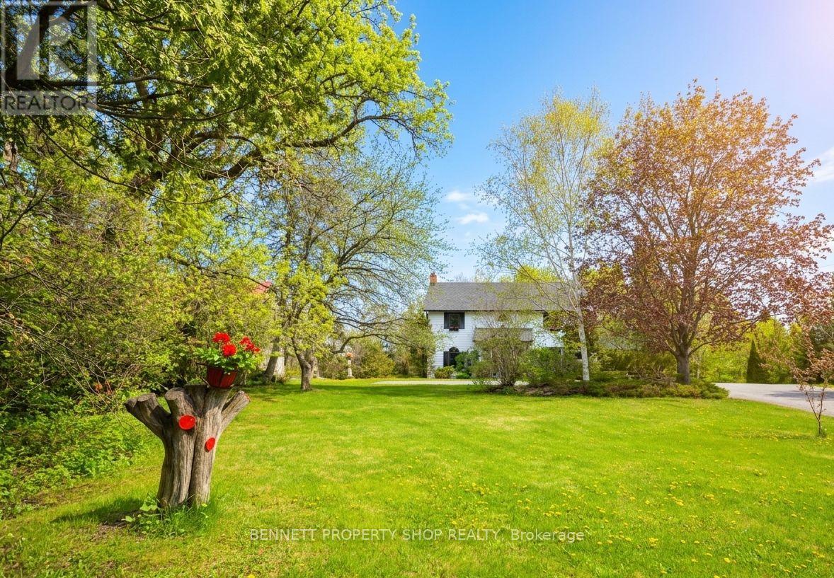 5696 MANOTICK MAIN STREET, Ottawa, Ontario