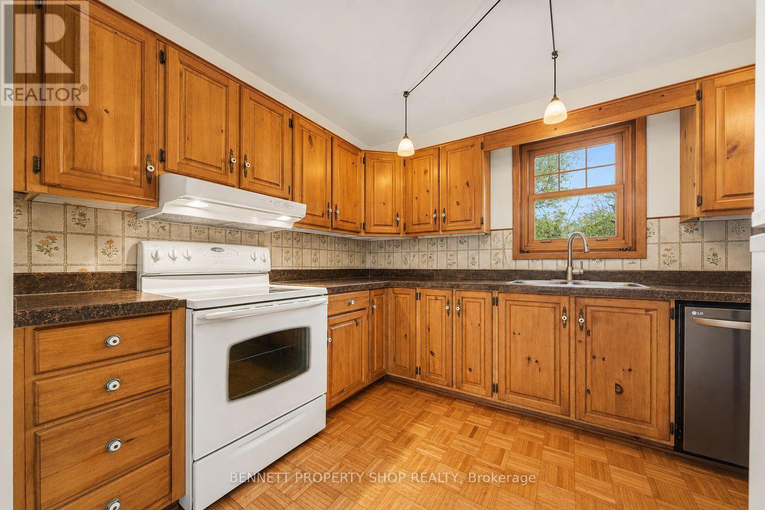 5696 Manotick Main Street, Ottawa, Ontario  K4M 1J8 - Photo 9 - X13145086