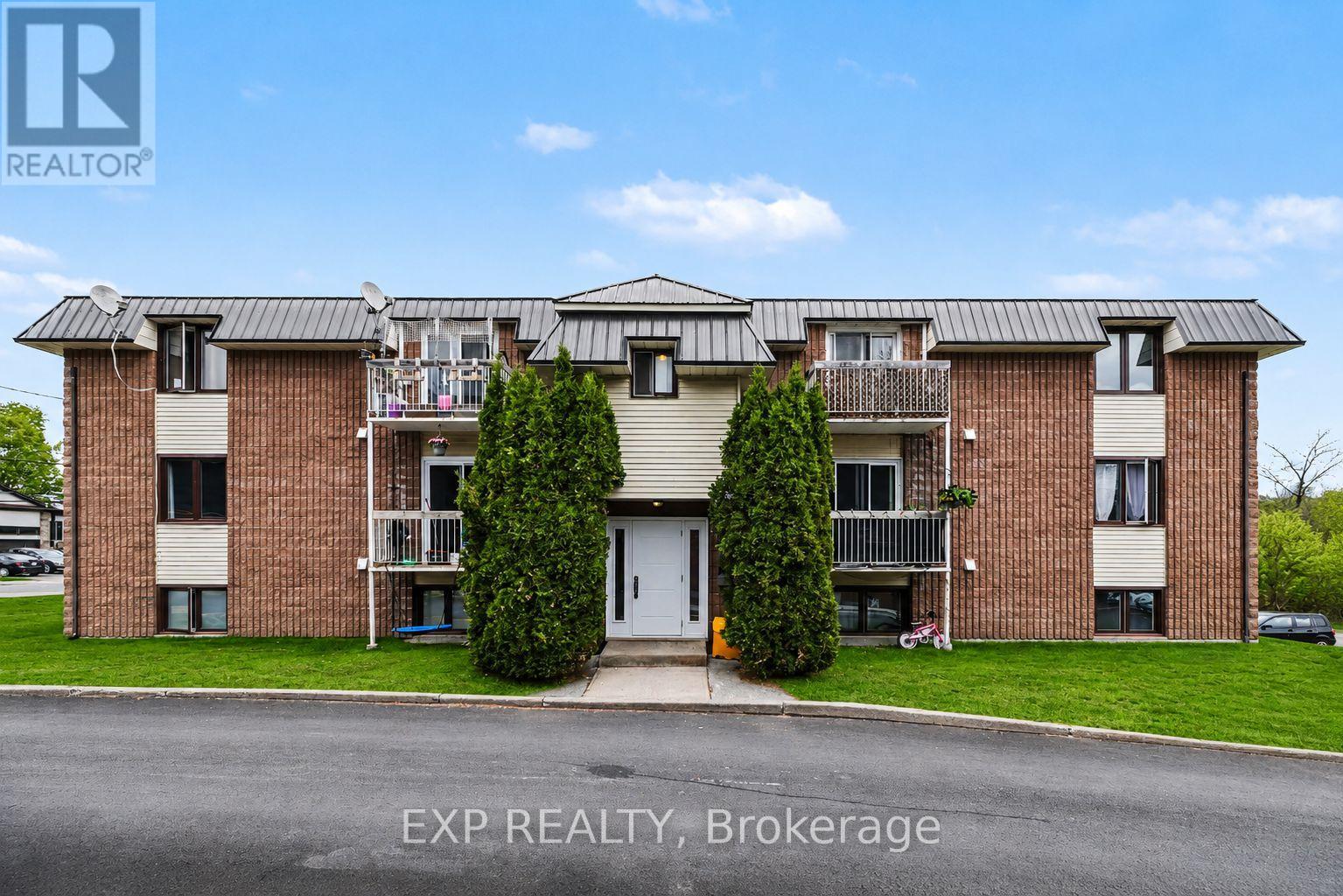 12 - 875 LAURIER STREET, Clarence-Rockland, Ontario