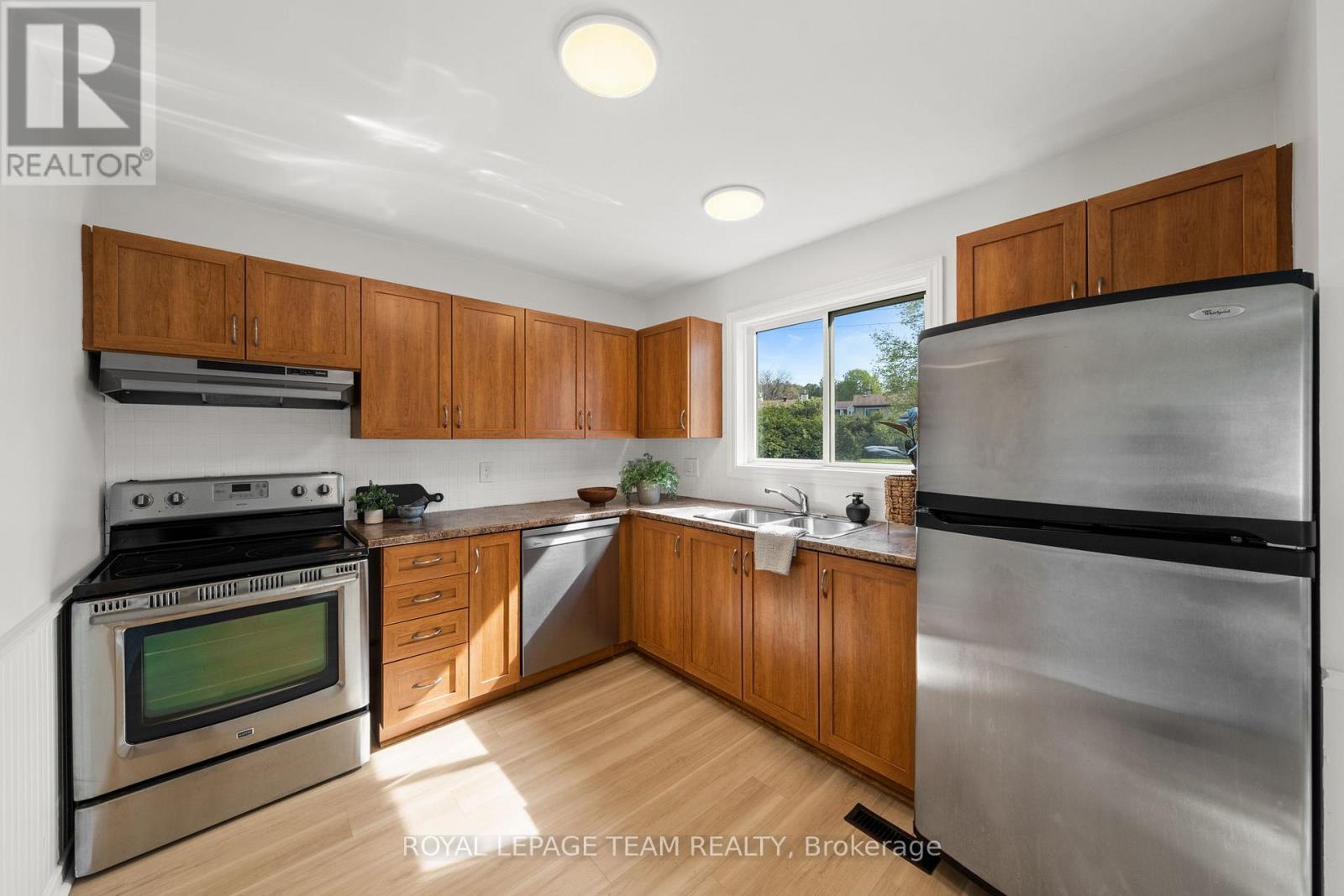 93 Hewitt Way, Ottawa, Ontario  K2L 3R3 - Photo 14 - X13145516