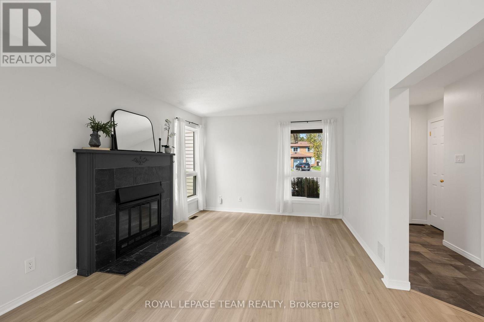 93 Hewitt Way, Ottawa, Ontario  K2L 3R3 - Photo 8 - X13145516