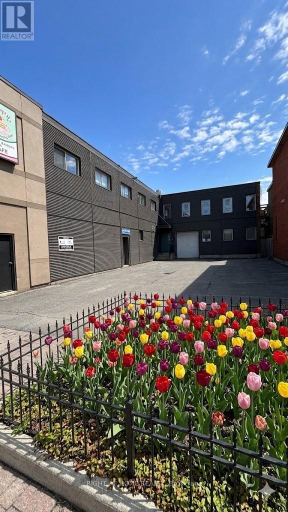 939 SOMERSET STREET W, Ottawa, Ontario