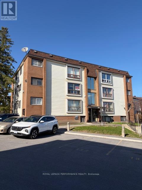 8 - 51 Sumac Street, Ottawa, Ontario  K1J 7T7 - Photo 2 - X13146048