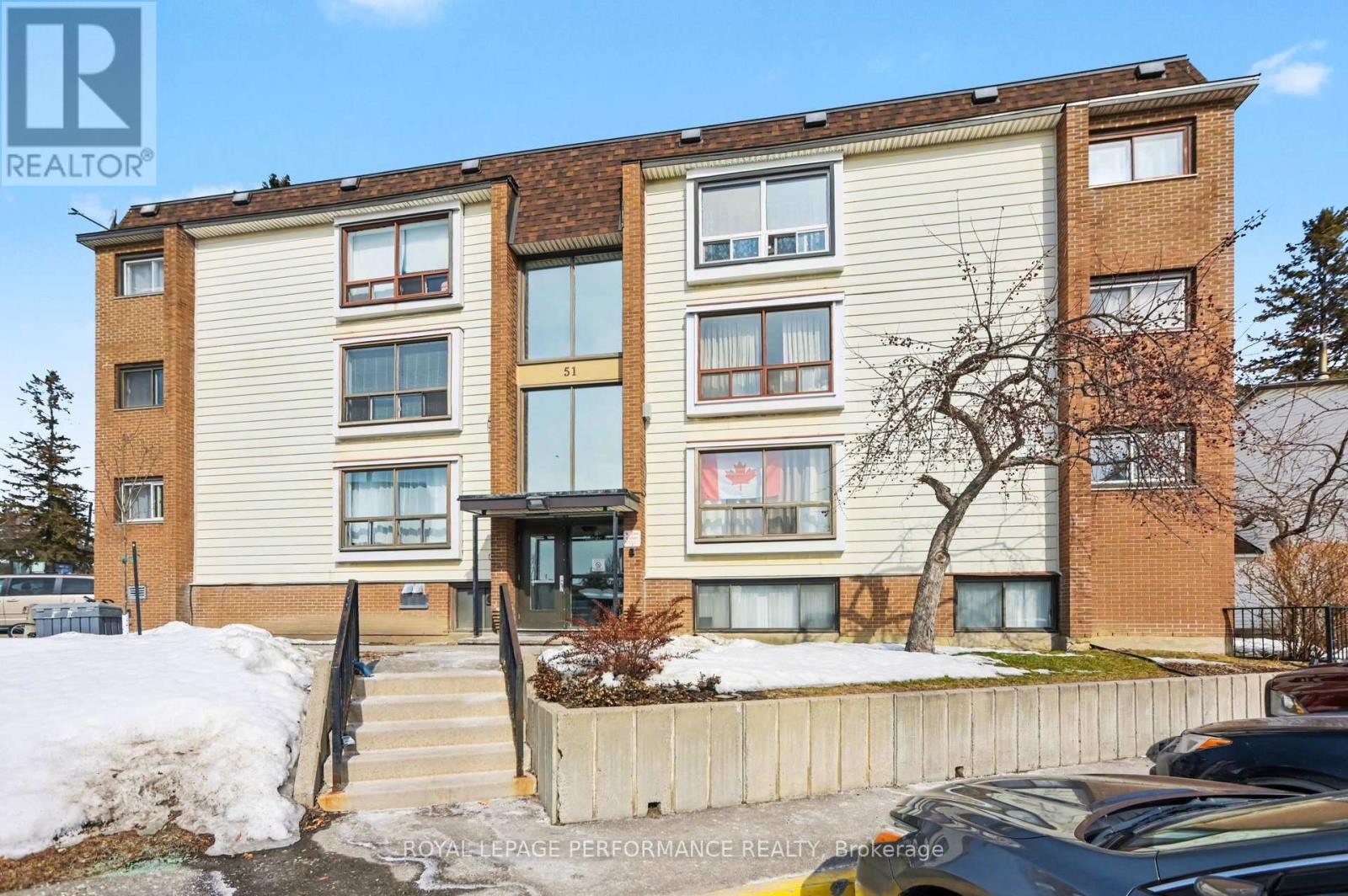 8 - 51 Sumac Street, Ottawa, Ontario  K1J 7T7 - Photo 3 - X13146048