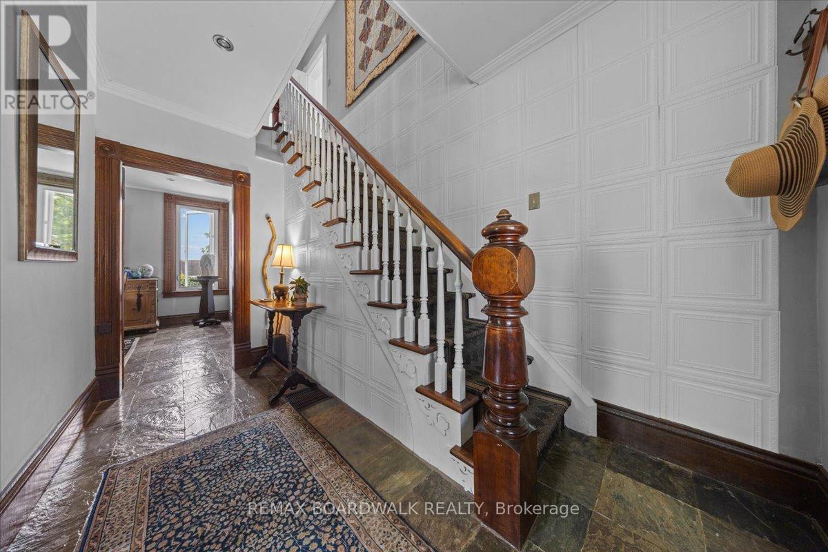 119 Oakel Street, Leeds And The Thousand Islands, Ontario  K0E 0A6 - Photo 6 - X13146908