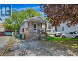 261 MONTFORT STREET, Ottawa, Ontario
