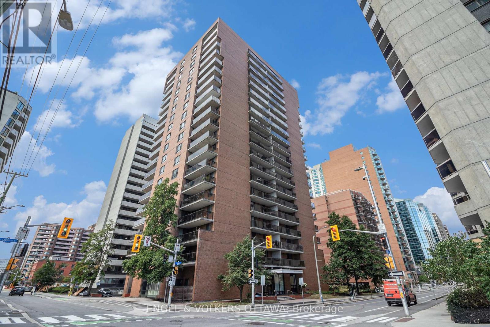 907 - 475 LAURIER AVENUE W, Ottawa, Ontario