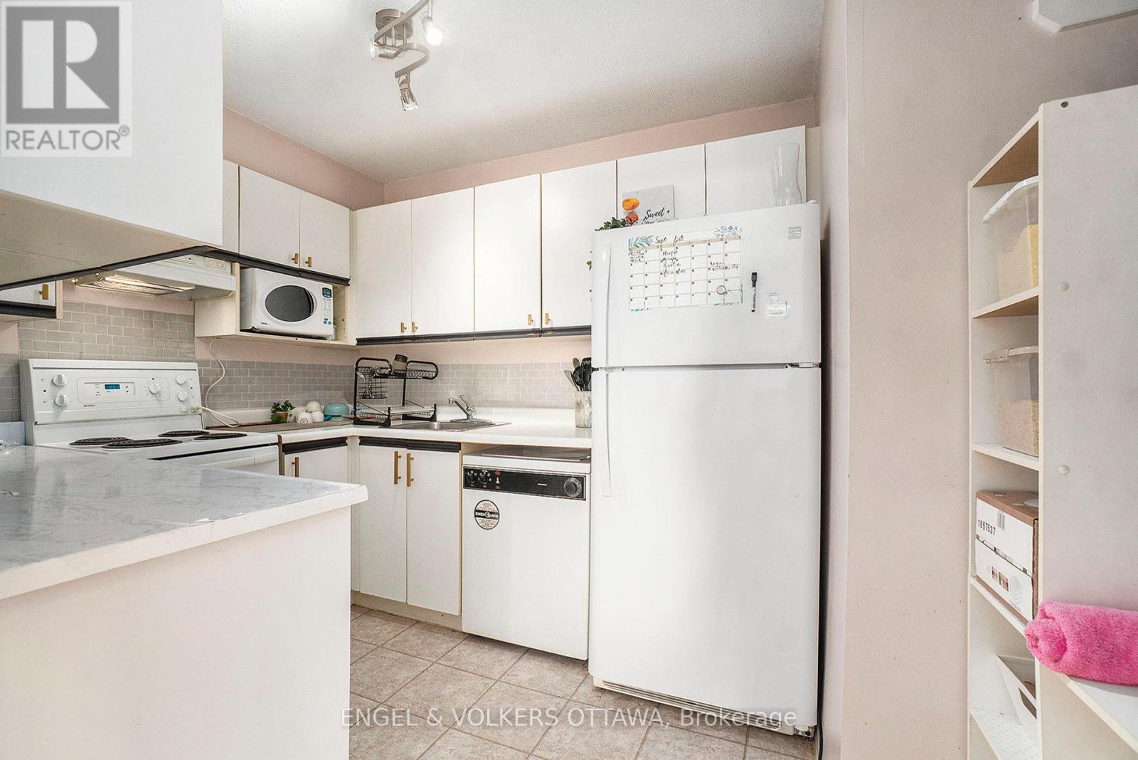 907 - 475 Laurier Avenue W, Ottawa, Ontario  K1R 7X1 - Photo 10 - X13147700