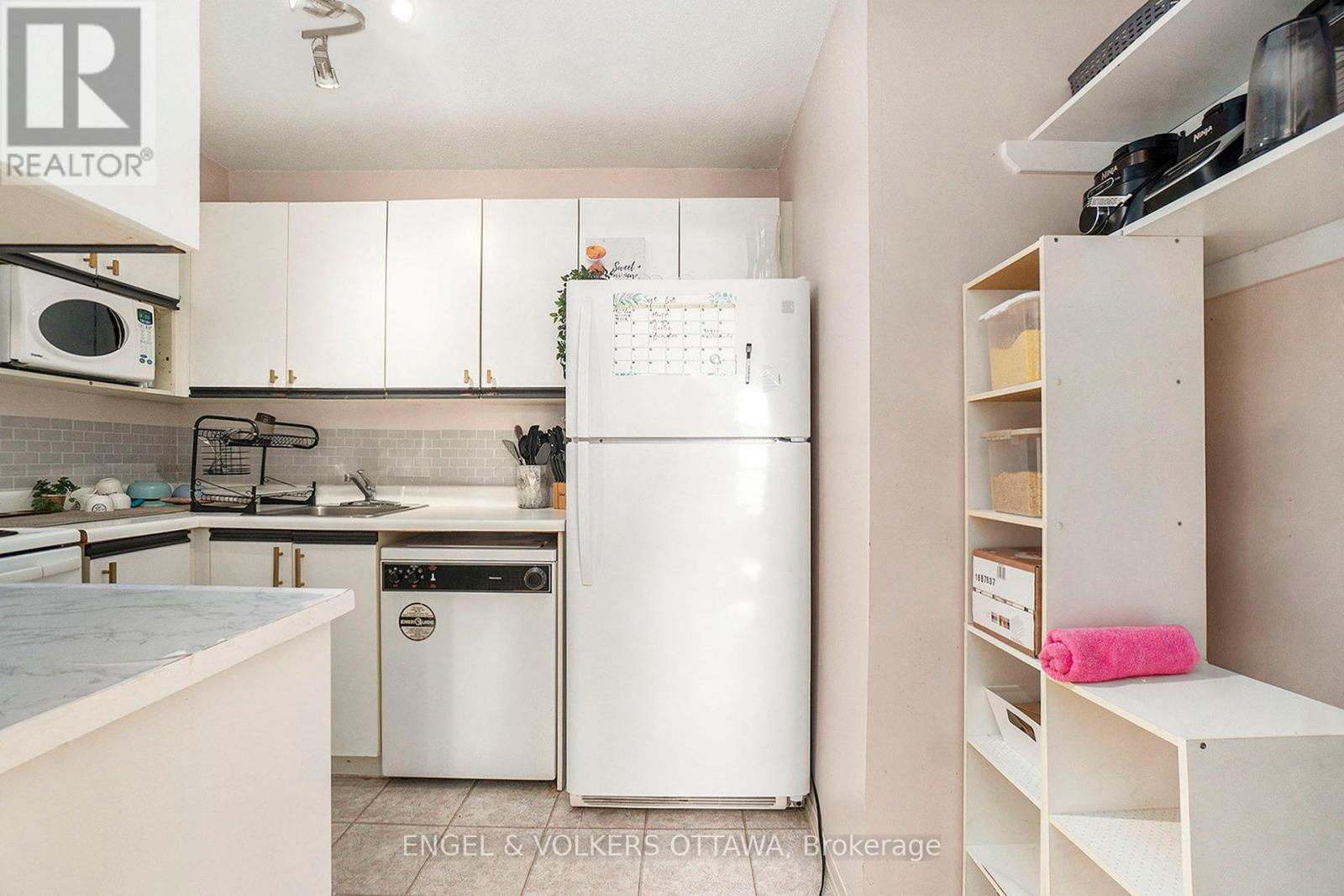 907 - 475 Laurier Avenue W, Ottawa, Ontario  K1R 7X1 - Photo 11 - X13147700