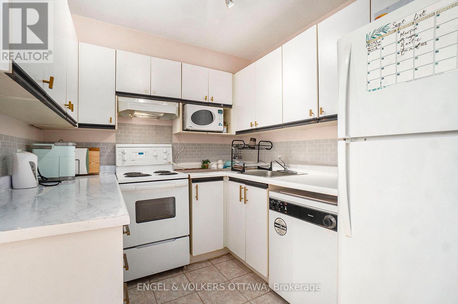 907 - 475 Laurier Avenue W, Ottawa, Ontario  K1R 7X1 - Photo 12 - X13147700