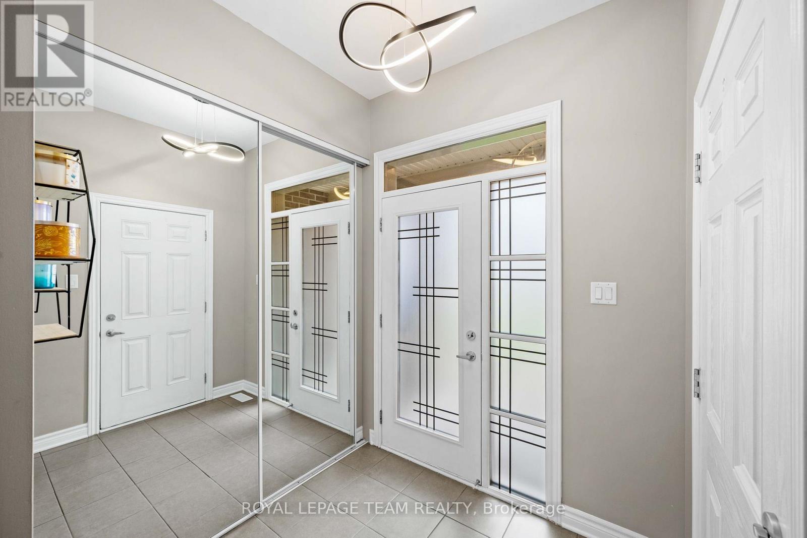 233 Mountain Sorrel Way, Ottawa, Ontario  K4A 1H3 - Photo 3 - X13147706