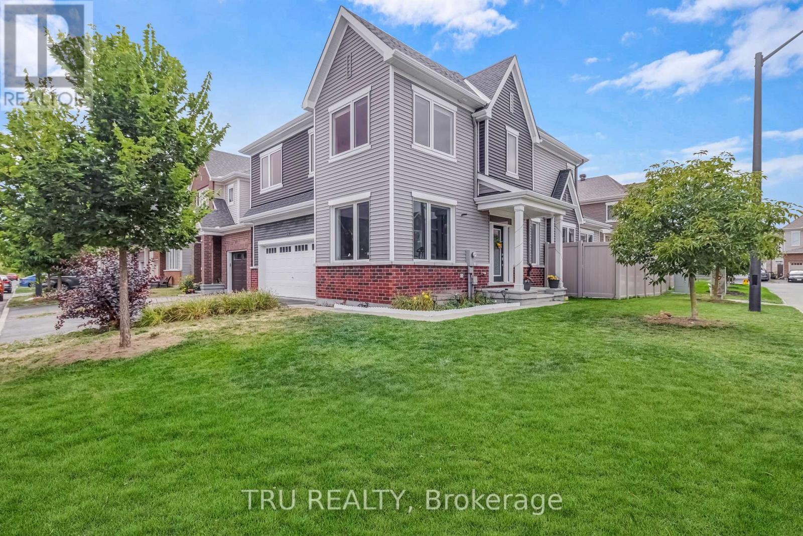 20 Coppermine Street, Ottawa, Ontario  K2J 6P6 - Photo 2 - X13147788