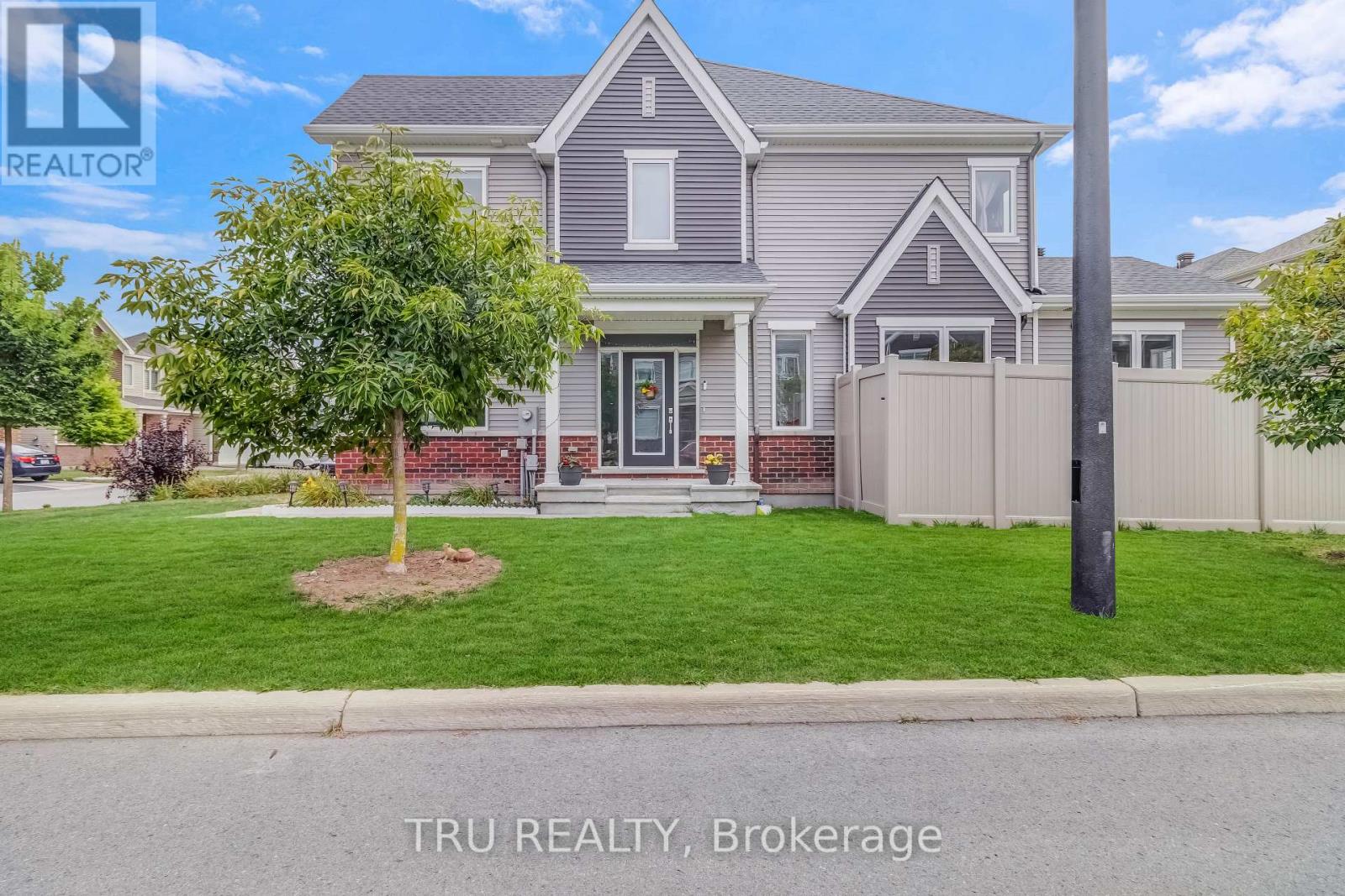 20 Coppermine Street, Ottawa, Ontario  K2J 6P6 - Photo 3 - X13147788