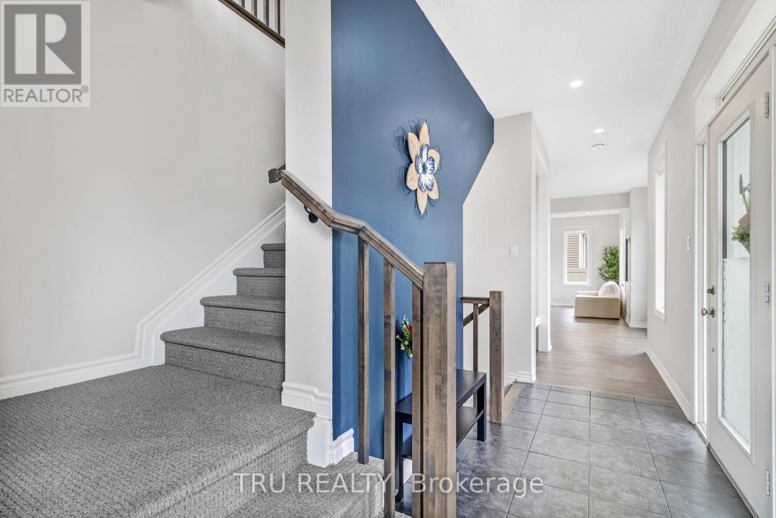 20 Coppermine Street, Ottawa, Ontario  K2J 6P6 - Photo 4 - X13147788