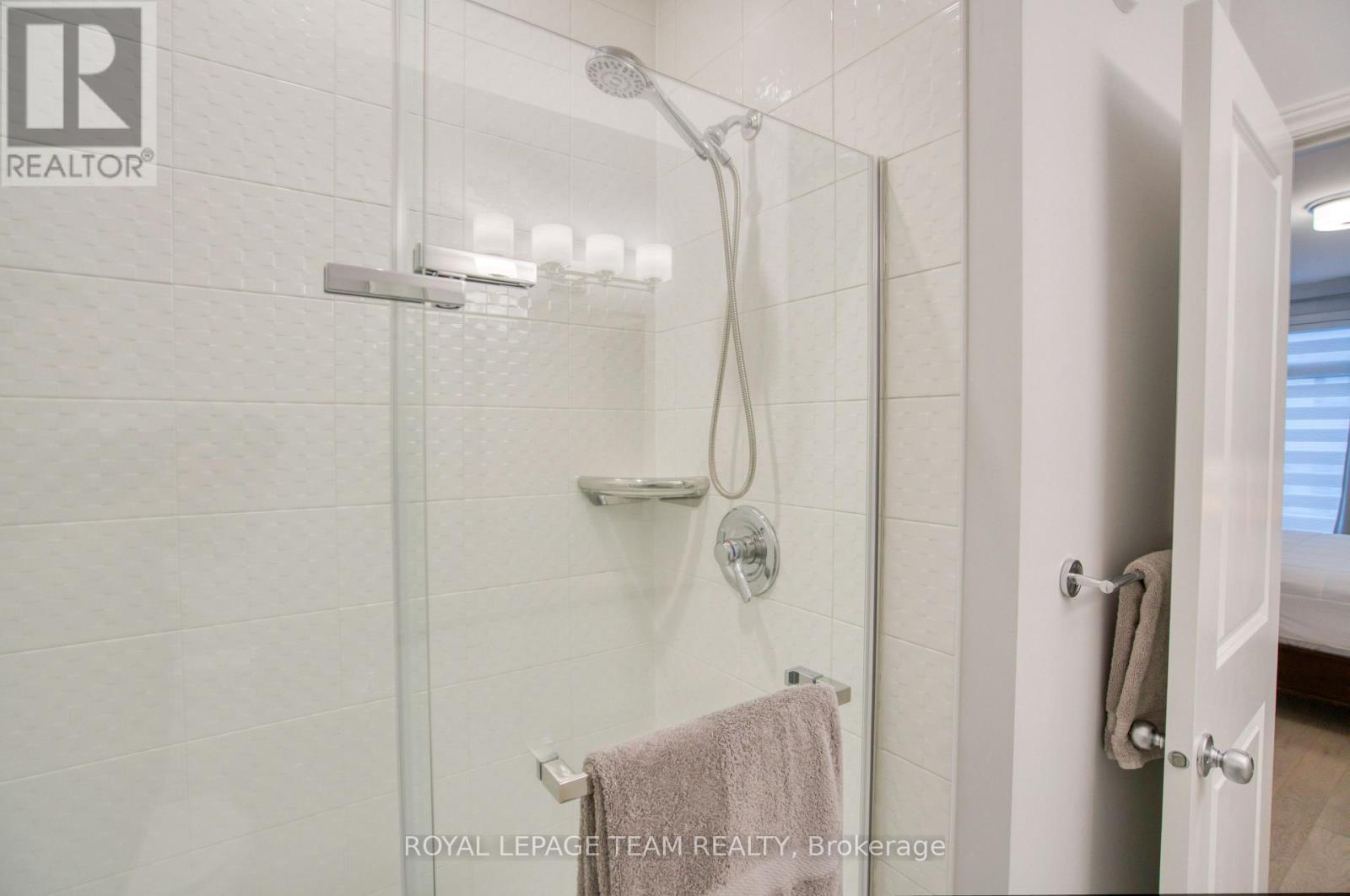 56 Kayenta Street, Ottawa, Ontario  K2S 2K7 - Photo 17 - X13148534