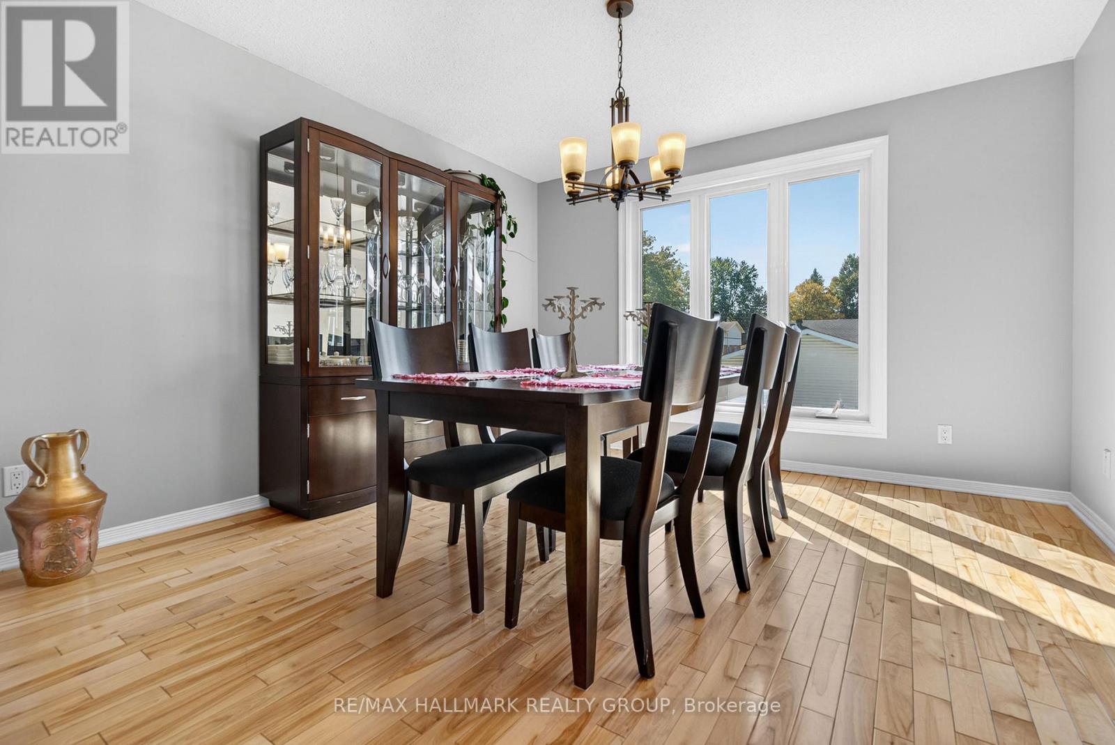 1354 Gaultois Avenue, Ottawa, Ontario  K1C 3G6 - Photo 5 - X13148620