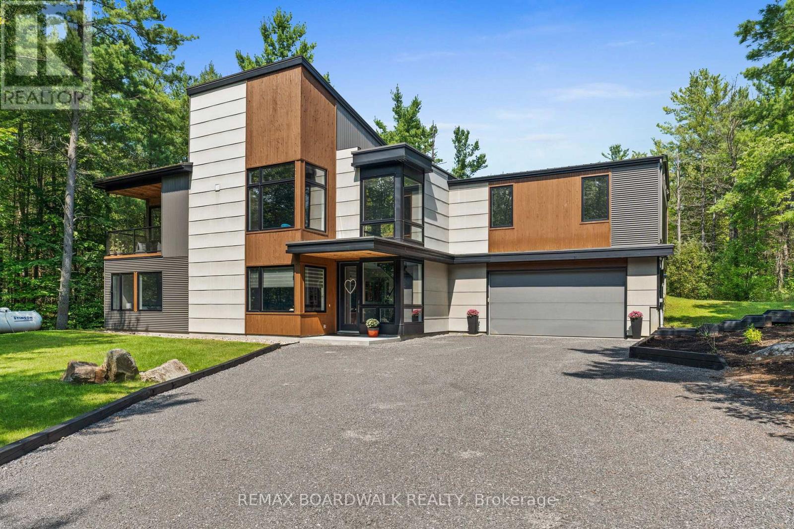 108 Edith Margaret Place, Ottawa, Ontario  K2W 1A8 - Photo 1 - X13149656