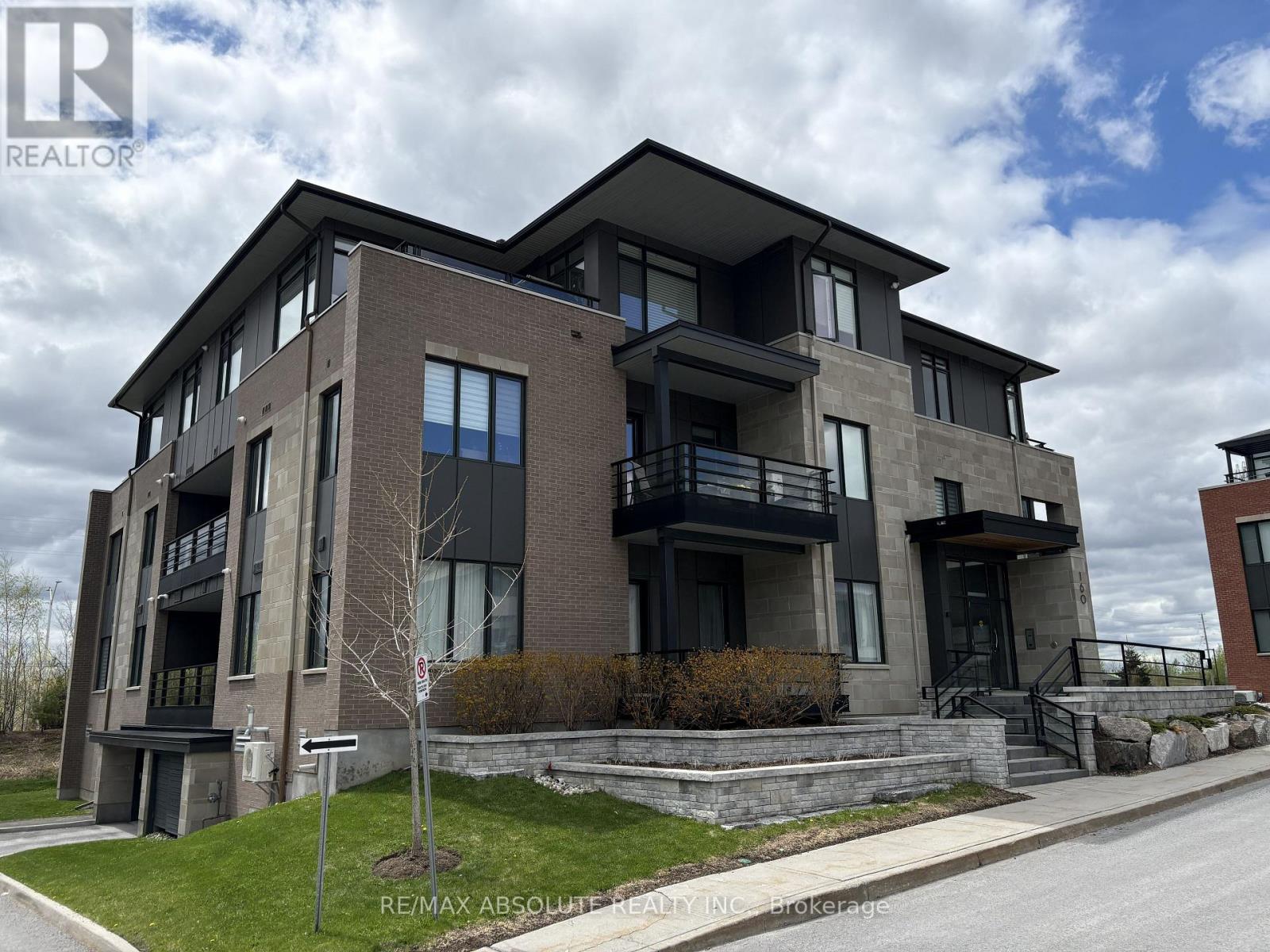 203 - 160 Boundstone Way, Ottawa, Ontario  K2T 0M8 - Photo 2 - X13149702