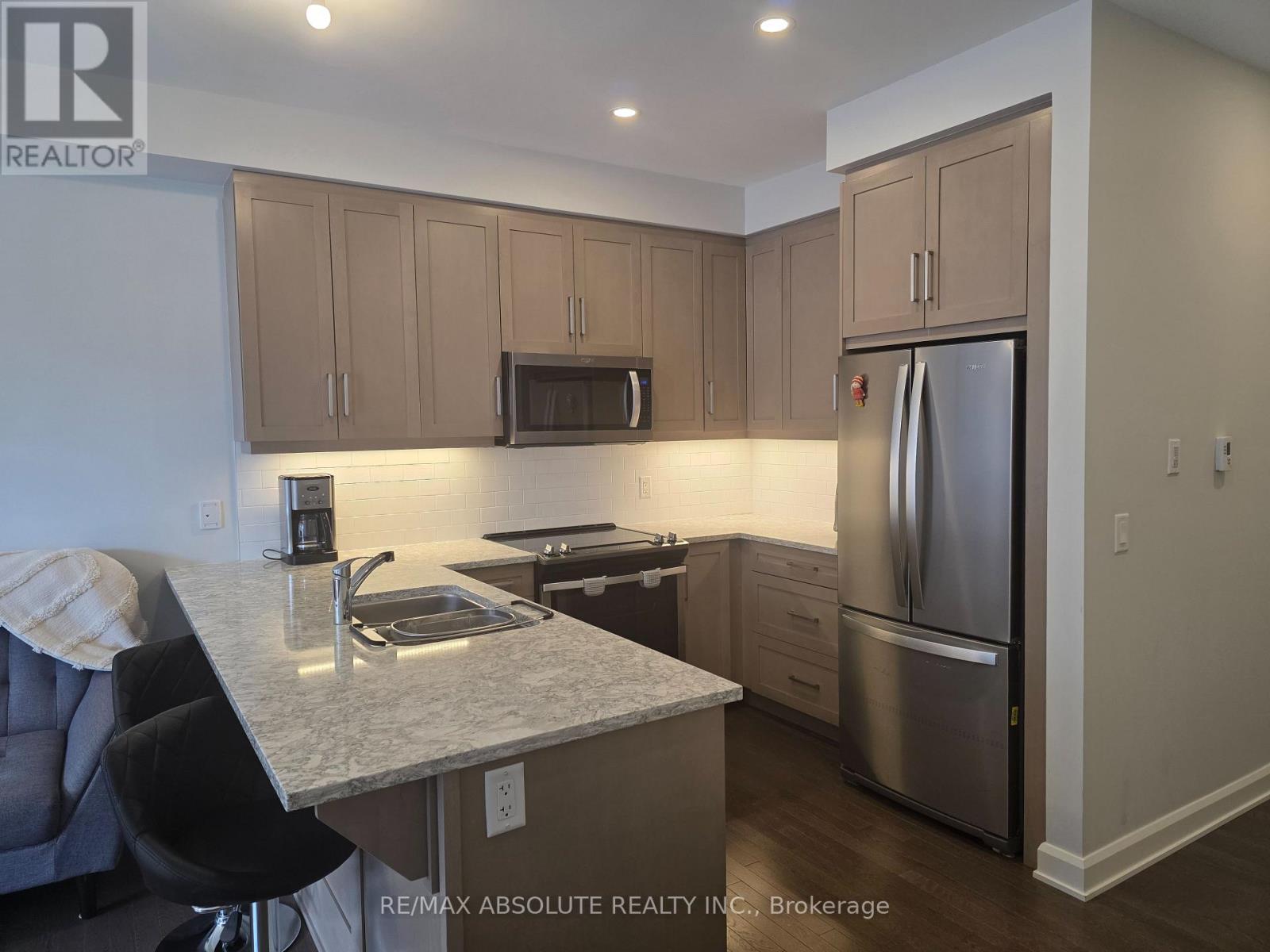 203 - 160 Boundstone Way, Ottawa, Ontario  K2T 0M8 - Photo 6 - X13149702