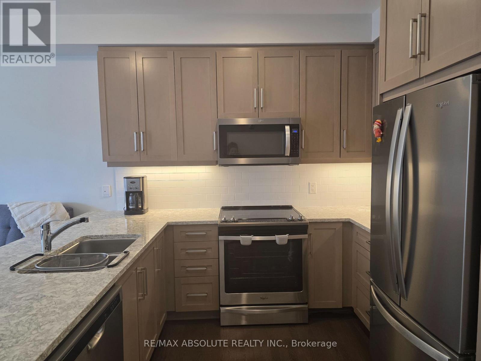 203 - 160 Boundstone Way, Ottawa, Ontario  K2T 0M8 - Photo 7 - X13149702