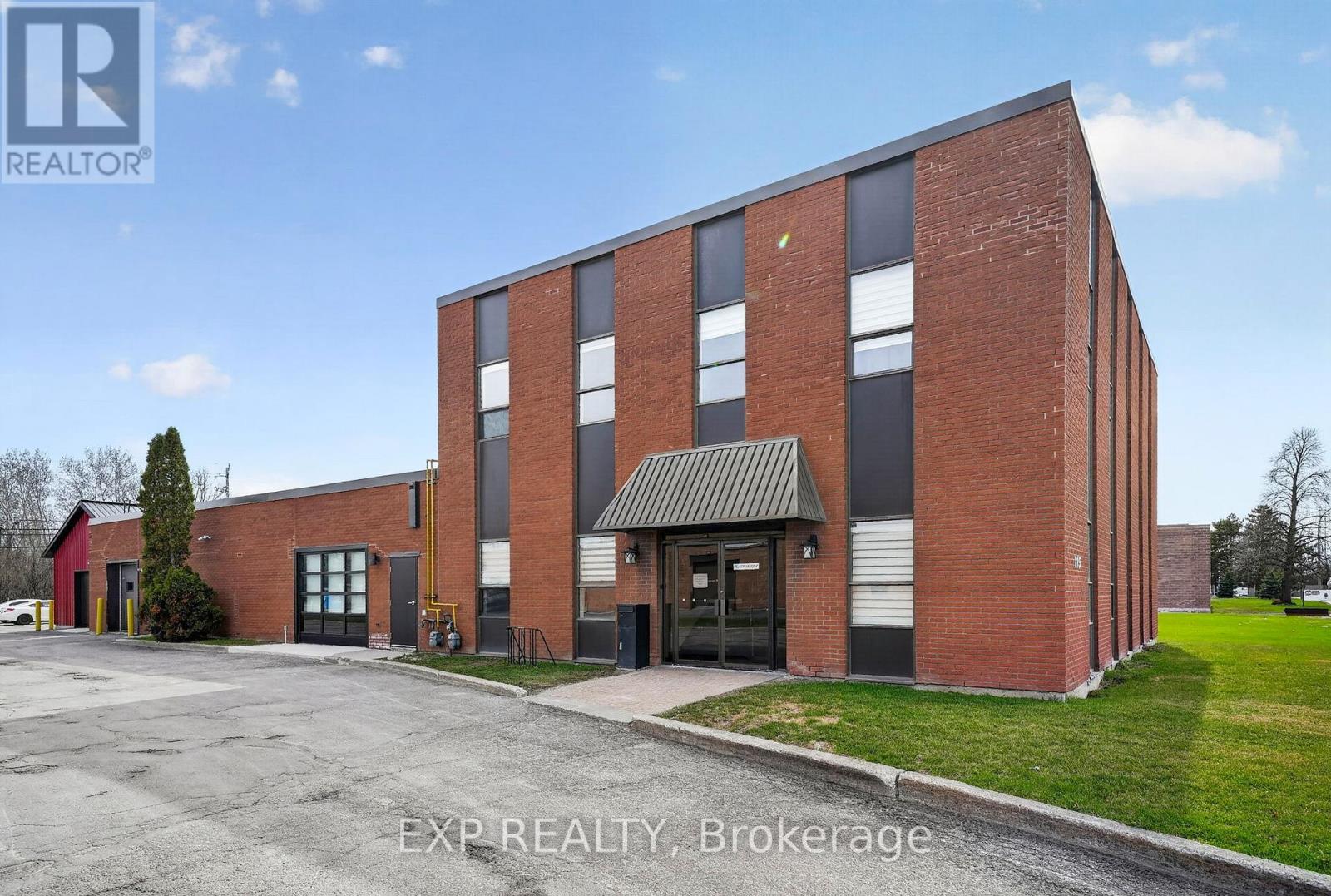 215 COLONNADE ROAD, Ottawa, Ontario