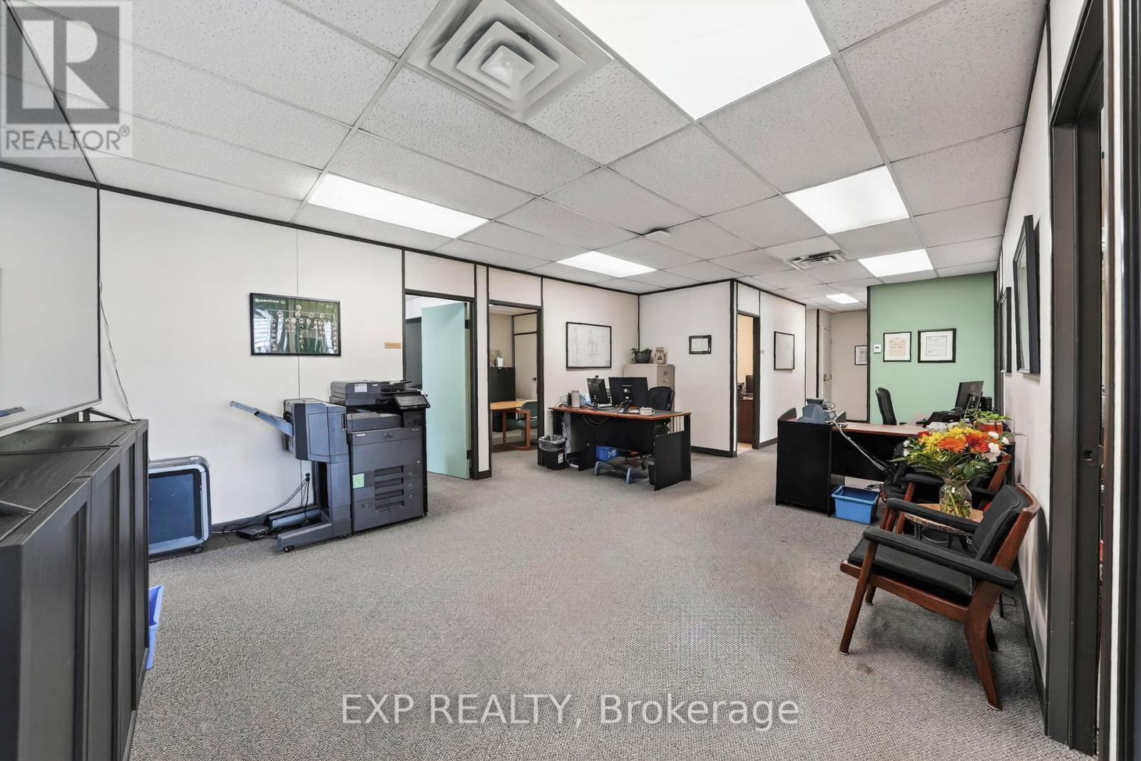 215 Colonnade Road, Ottawa, Ontario  K2E 7K3 - Photo 4 - X13149788