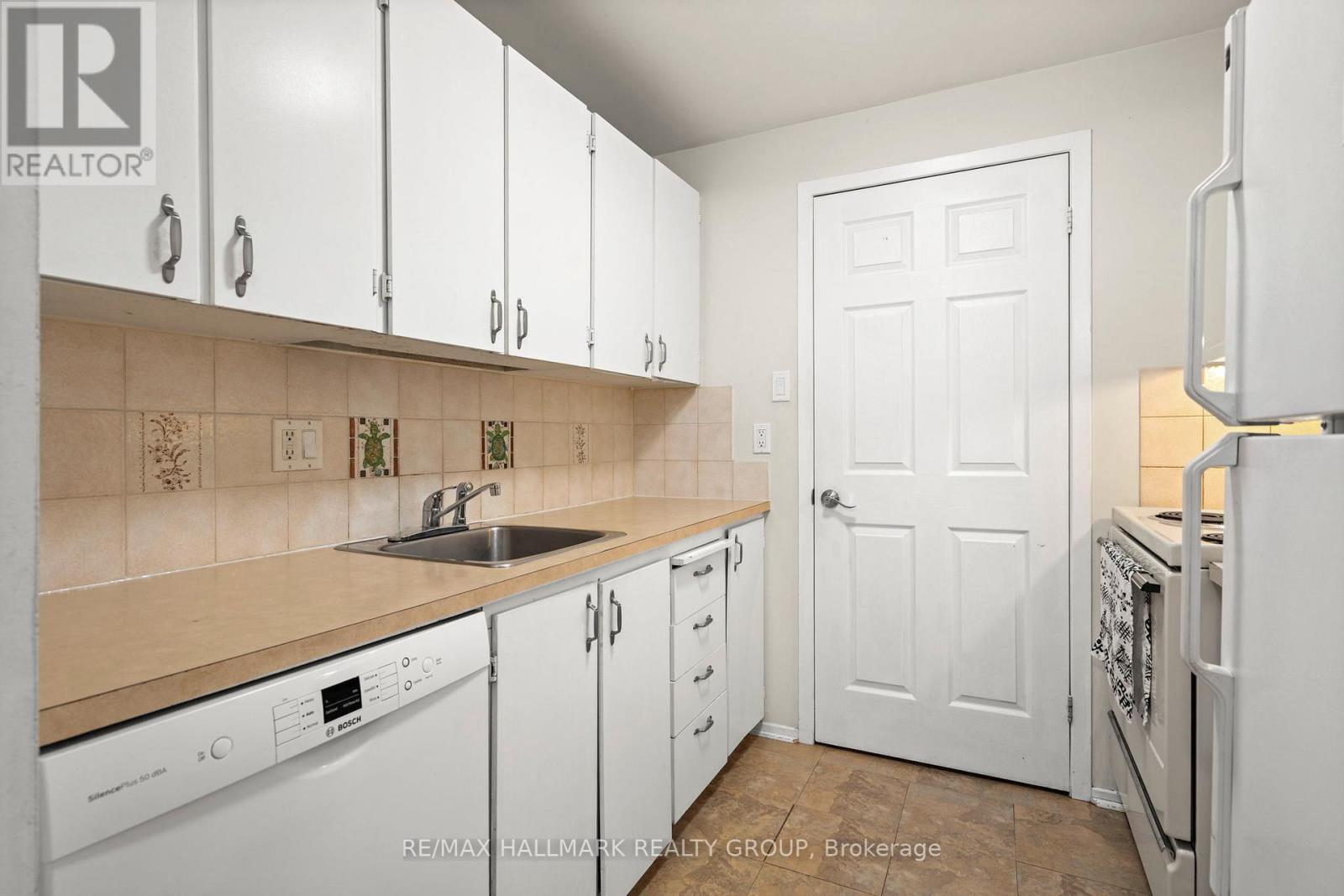 315 - 6532 Bilberry Drive, Ottawa, Ontario  K1C 4N9 - Photo 8 - X13150430