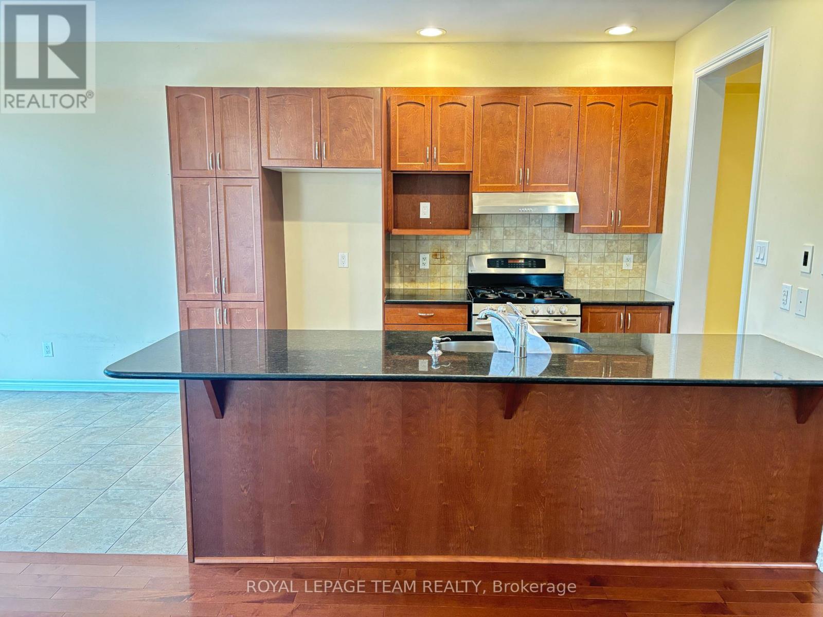 449 Foxhall Way, Ottawa, Ontario  K2M 0G1 - Photo 8 - X13150726