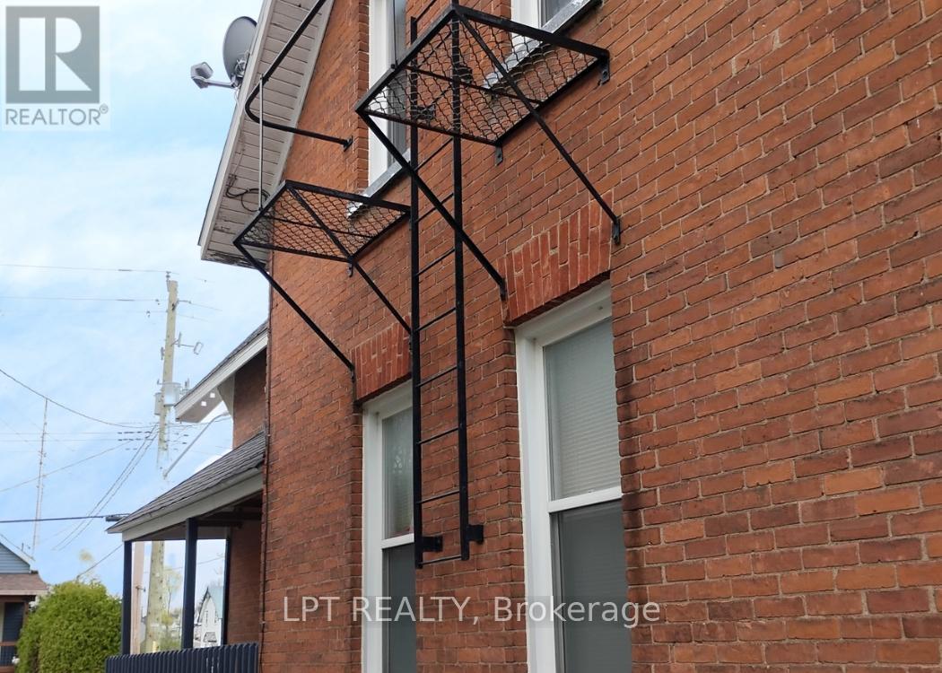 71 Mcgonigal Street W, Arnprior, Ontario  K7S 1M2 - Photo 2 - X13150806