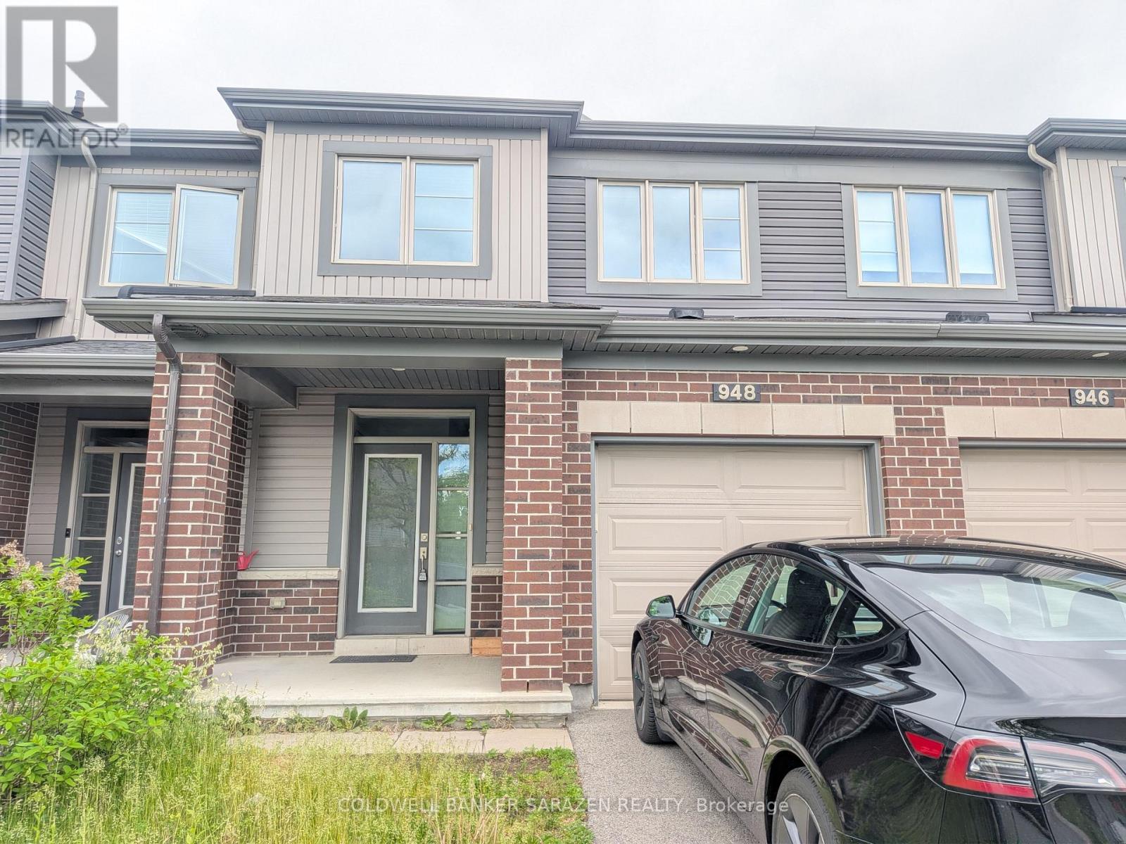 948 KILBIRNIE DRIVE, Ottawa, Ontario