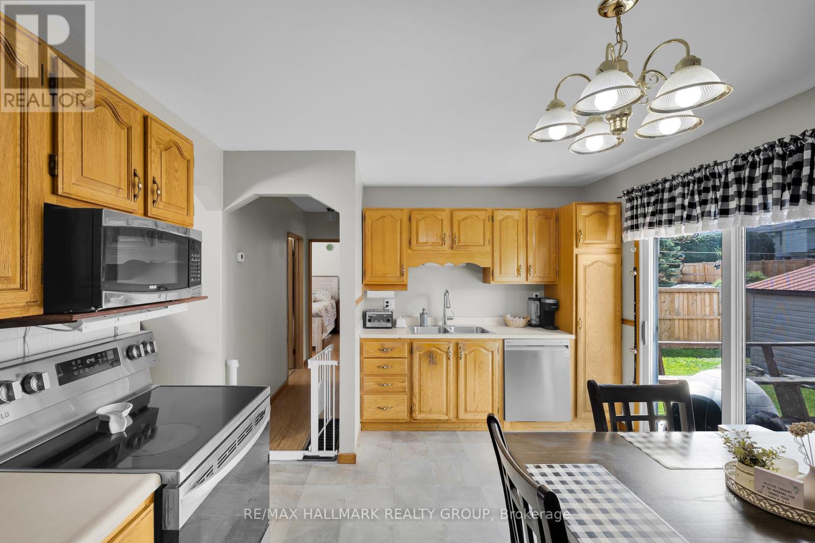 86 Jasper Avenue, Smiths Falls, Ontario  K7A 4E1 - Photo 11 - X13151050
