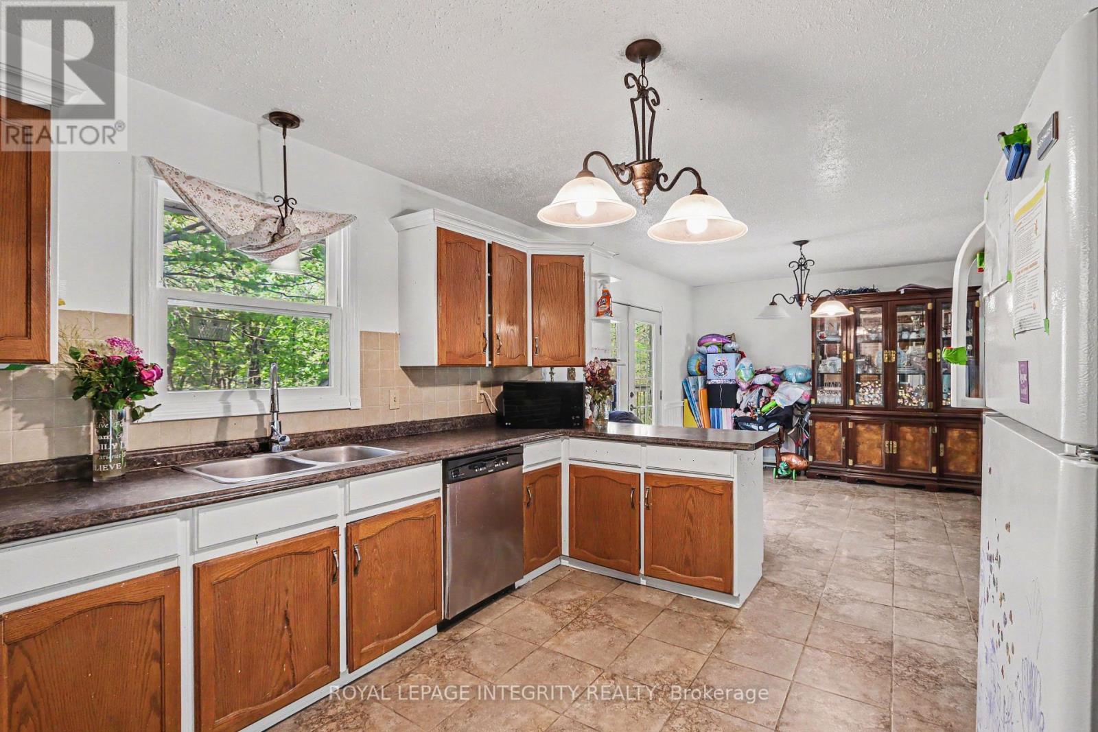 2 Tower Road, Rideau Lakes, Ontario  K0G 1L0 - Photo 8 - X13151174