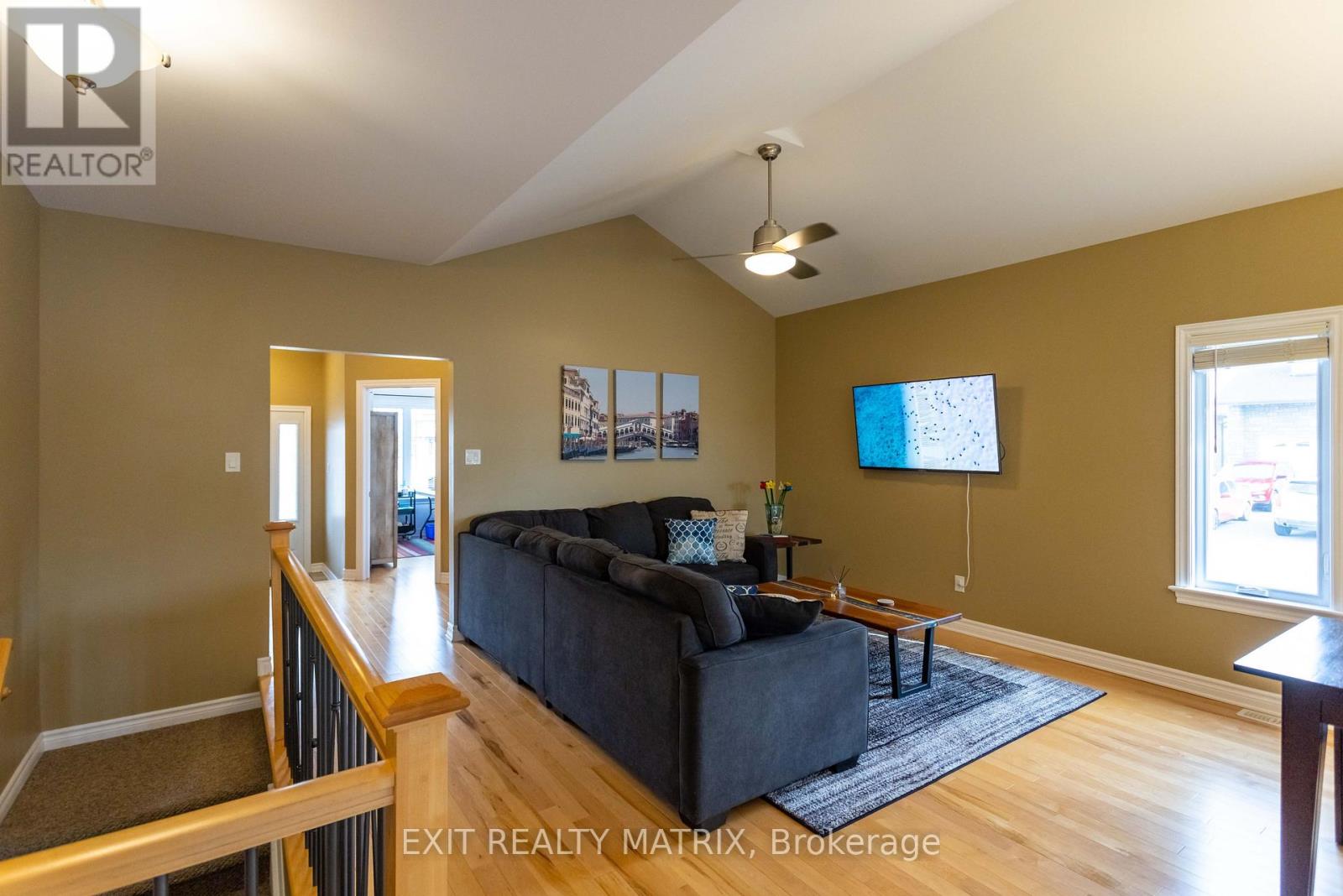484 Bruges Street, Russell, Ontario  K0A 1W0 - Photo 8 - X13151186