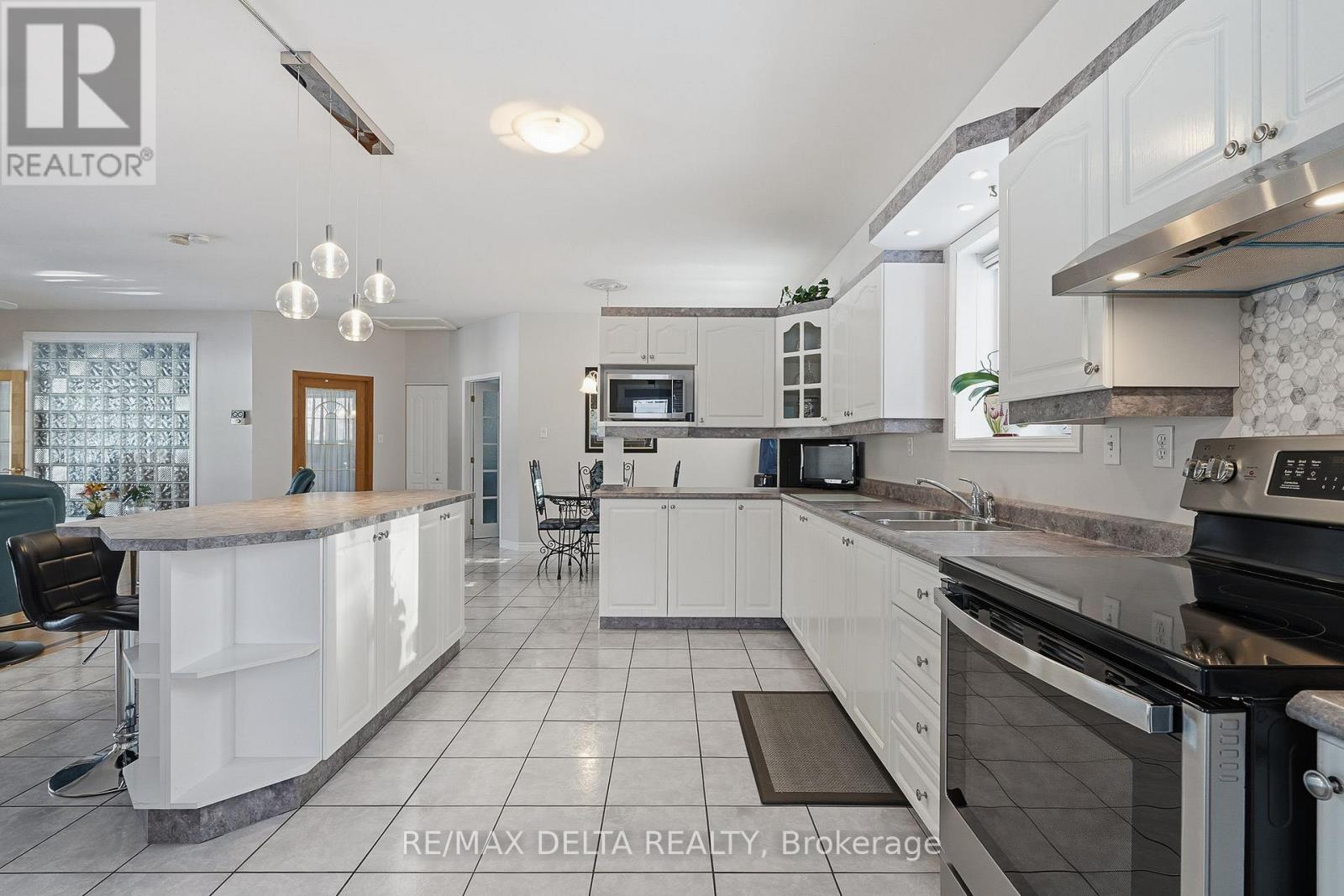 2071 Ch Tessier Road, Alfred And Plantagenet, Ontario  K0B 1L0 - Photo 13 - X13151192