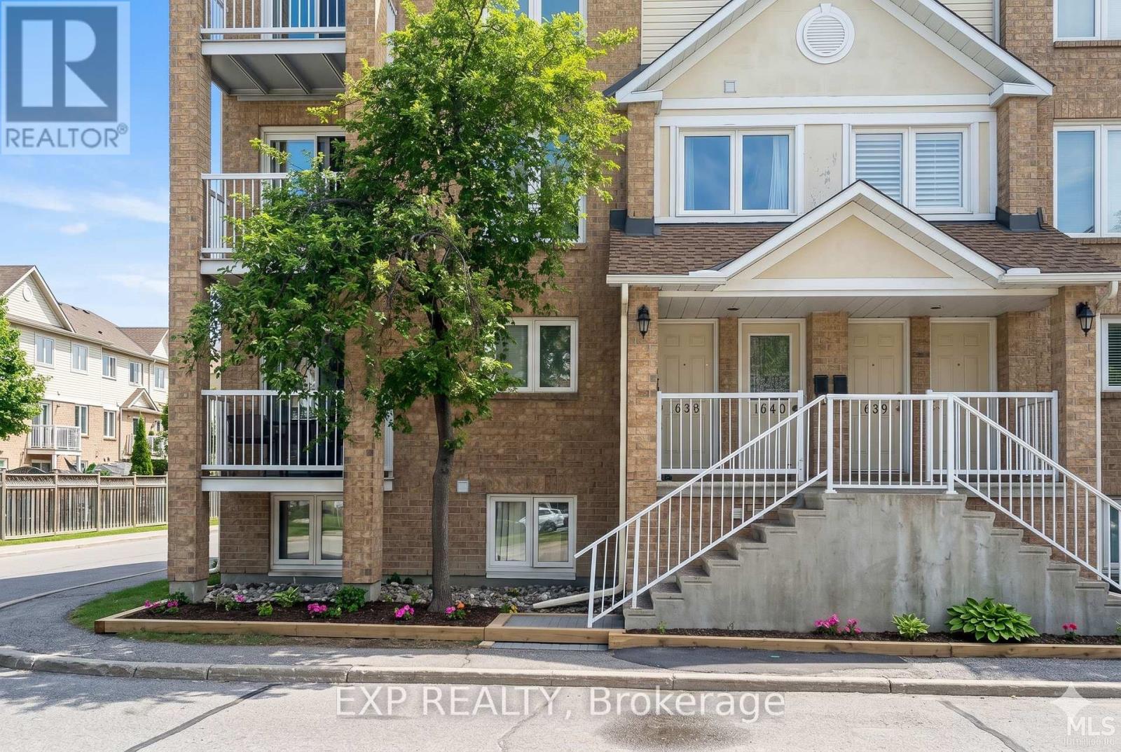 11 - 1639 Locksley Lane, Ottawa, Ontario  K1J 1B6 - Photo 2 - X13151316