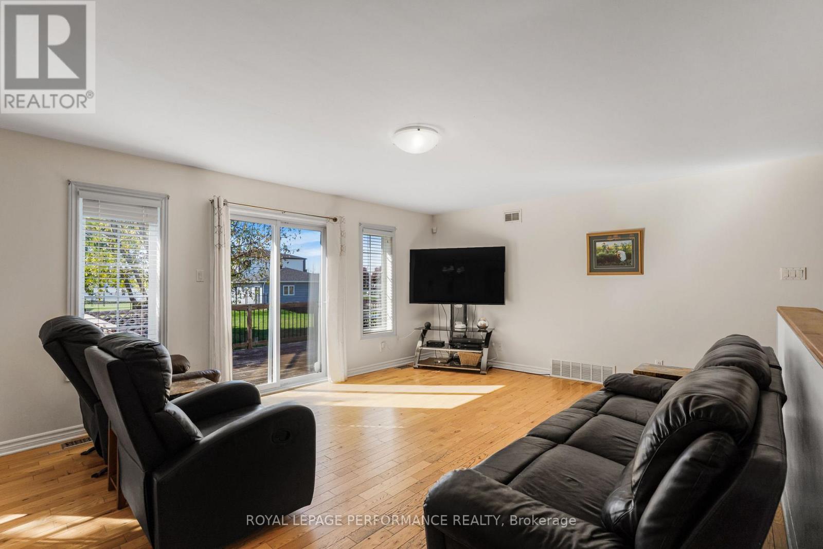 40 Lori Lane, North Dundas, Ontario  K0C 2H0 - Photo 15 - X13151360