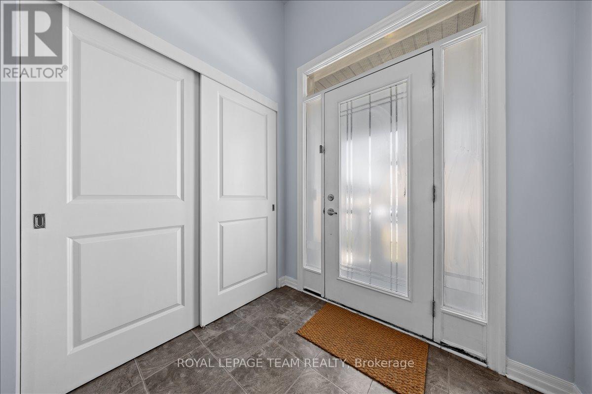333 Tulum Crescent, Ottawa, Ontario  K2S 0V9 - Photo 3 - X13151594