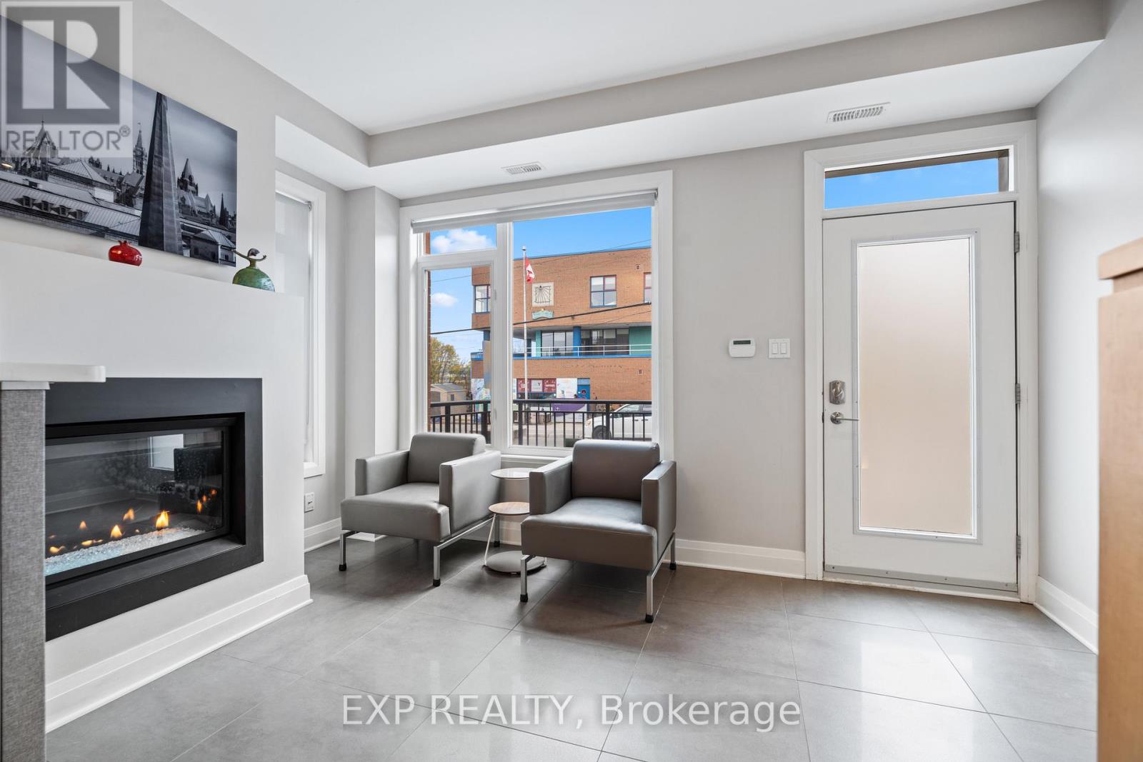 360 Ravenhill Avenue E, Ottawa, Ontario  K2A 1S5 - Photo 3 - X13151832