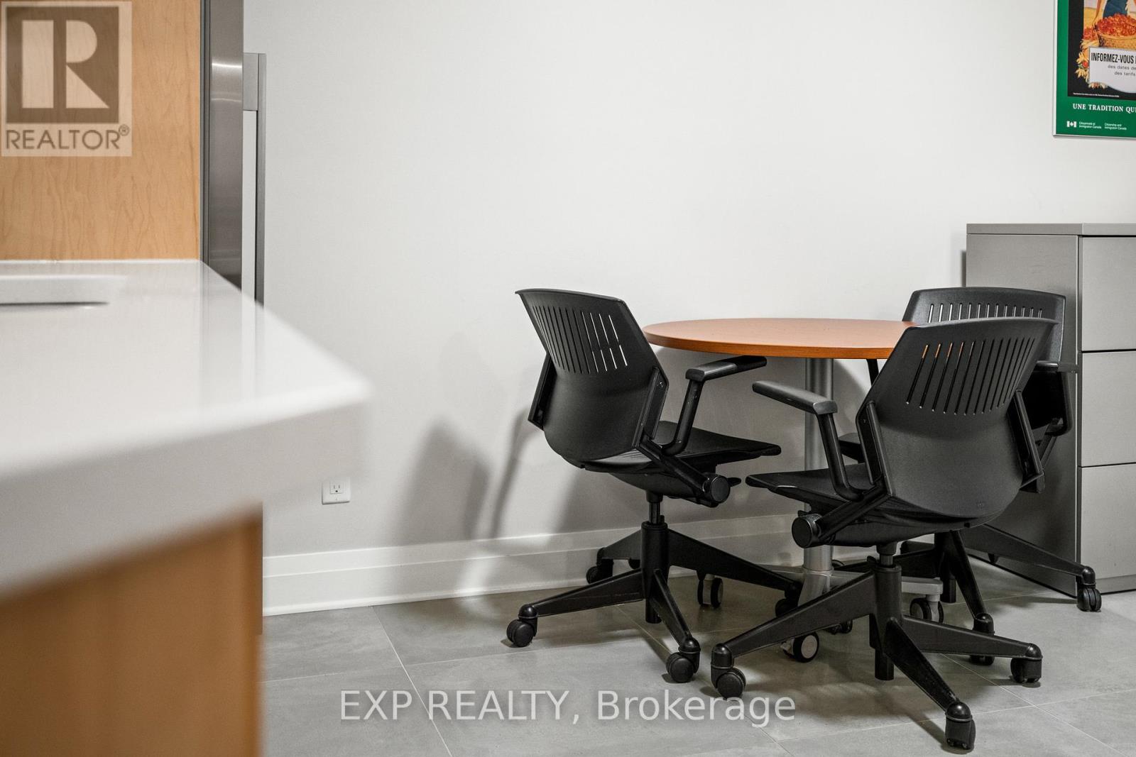 360 Ravenhill Avenue E, Ottawa, Ontario  K2A 1S5 - Photo 36 - X13151834