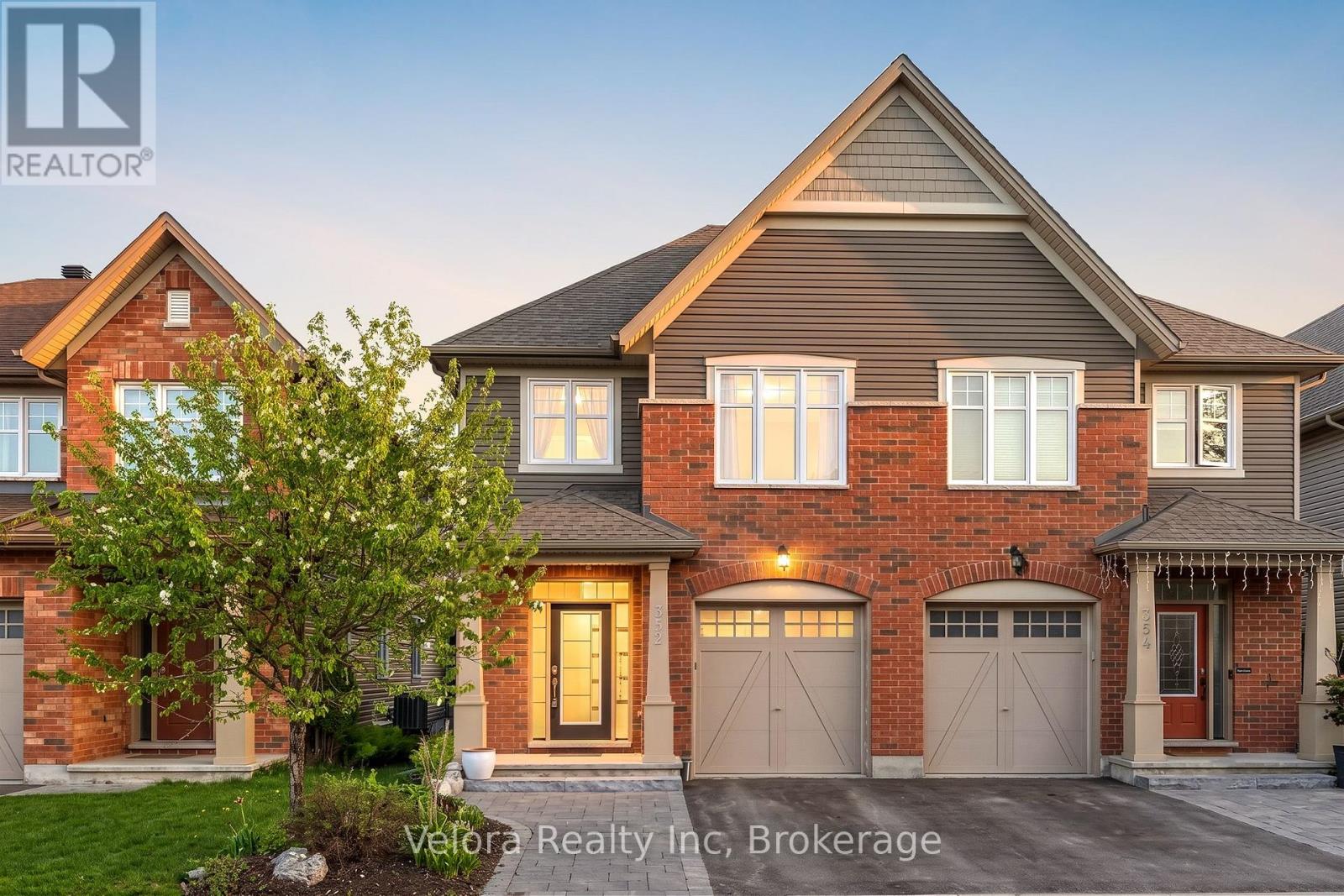 352 Warmstone Drive, Ottawa, Ontario  K2S 0W3 - Photo 1 - X13151874