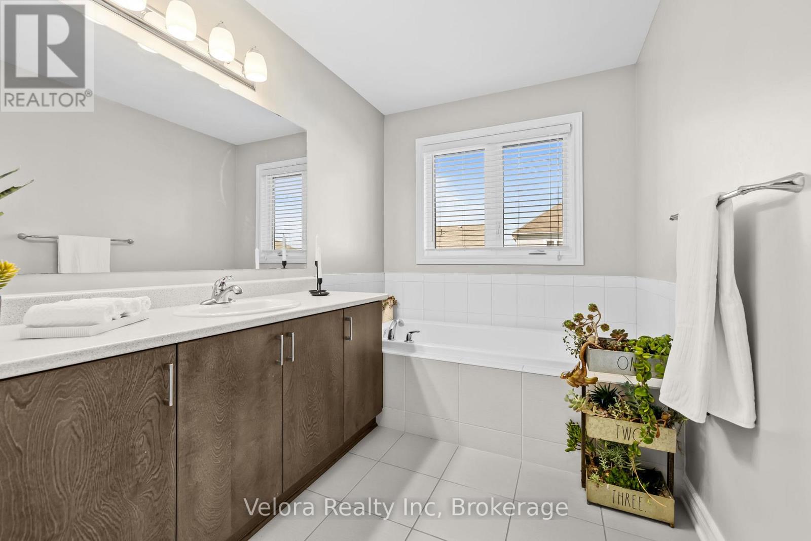 352 Warmstone Drive, Ottawa, Ontario  K2S 0W3 - Photo 27 - X13151874