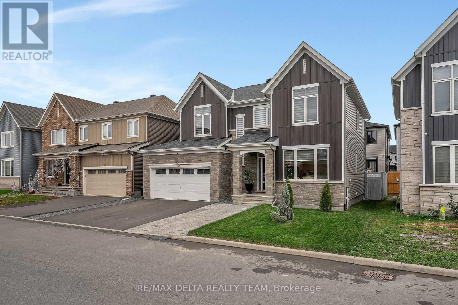 748 VENNECY TERRACE, Ottawa, Ontario