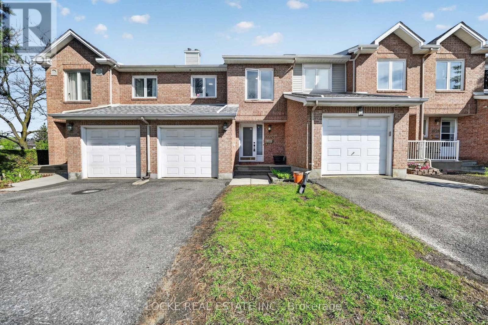 1824 SUMMERFIELDS CRESCENT, Ottawa, Ontario